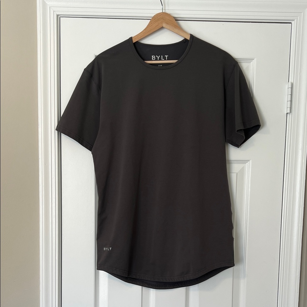 Bylt Men's Gray T-Shirt Medium